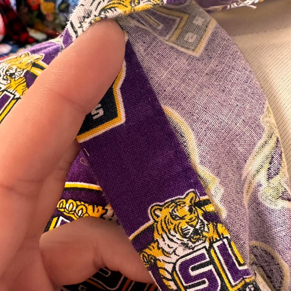 LSU scrub top - Picture 5 of 6